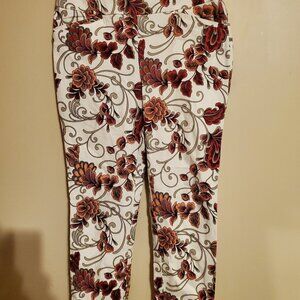 Chico's Perfect Stretch Flower Pants 0.5